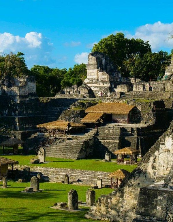 Las acrópolis sur y central